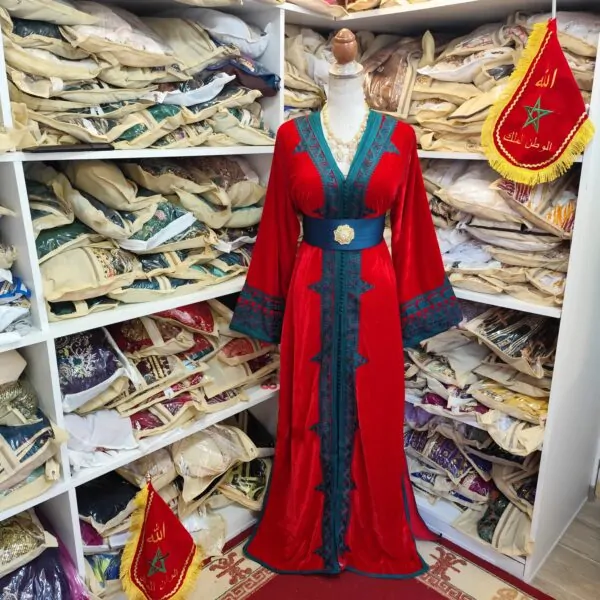 caftan marocain quasi neuf