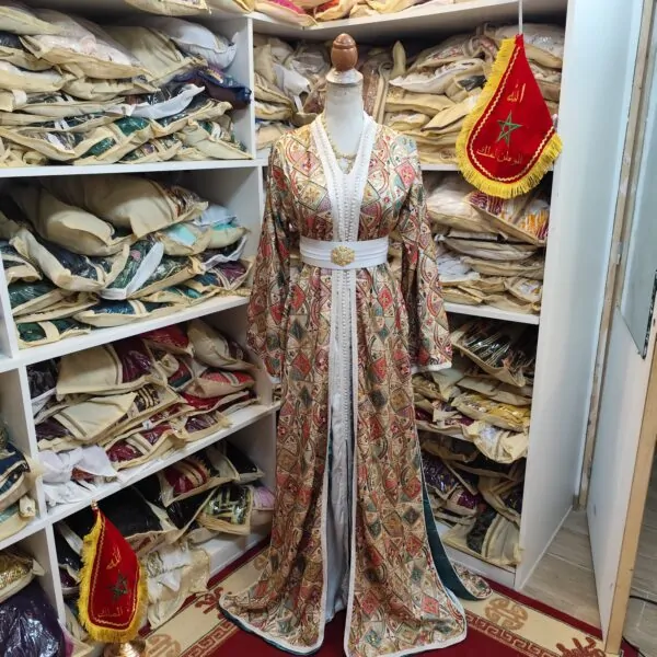 Caftan marocain d'occasion crème doublé — taille 40-42 — photo 9