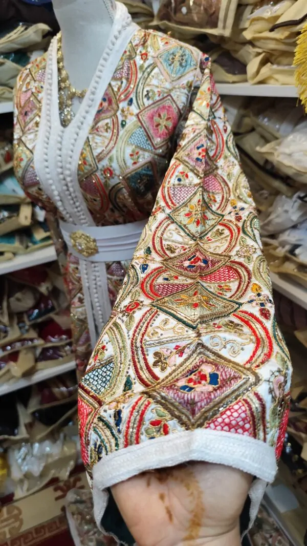 Caftan marocain d'occasion crème doublé — taille 40-42 — photo 3