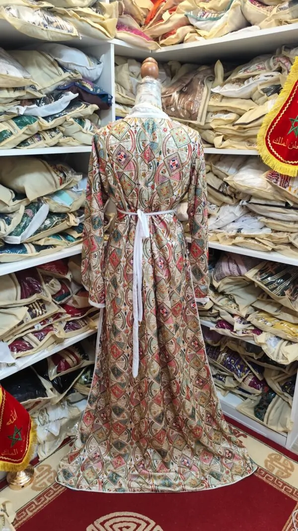 Caftan marocain d'occasion crème doublé — taille 40-42 — photo 2