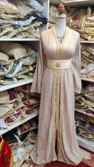 Gebrauchter marokkanischer Kaftan