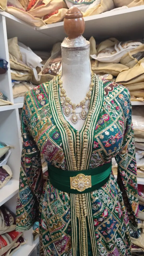 caftan marocain d occasion — photo 4