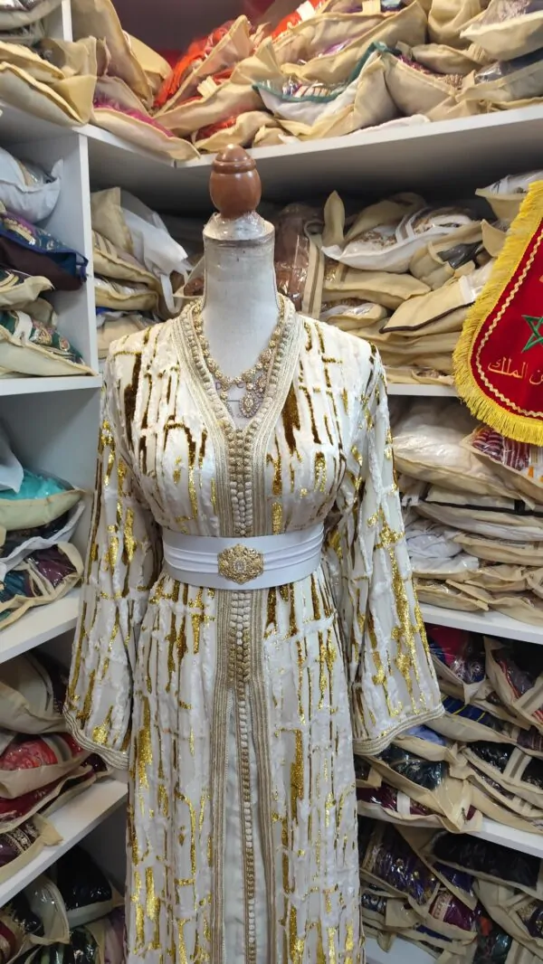 caftan marocain d occasion — photo 4
