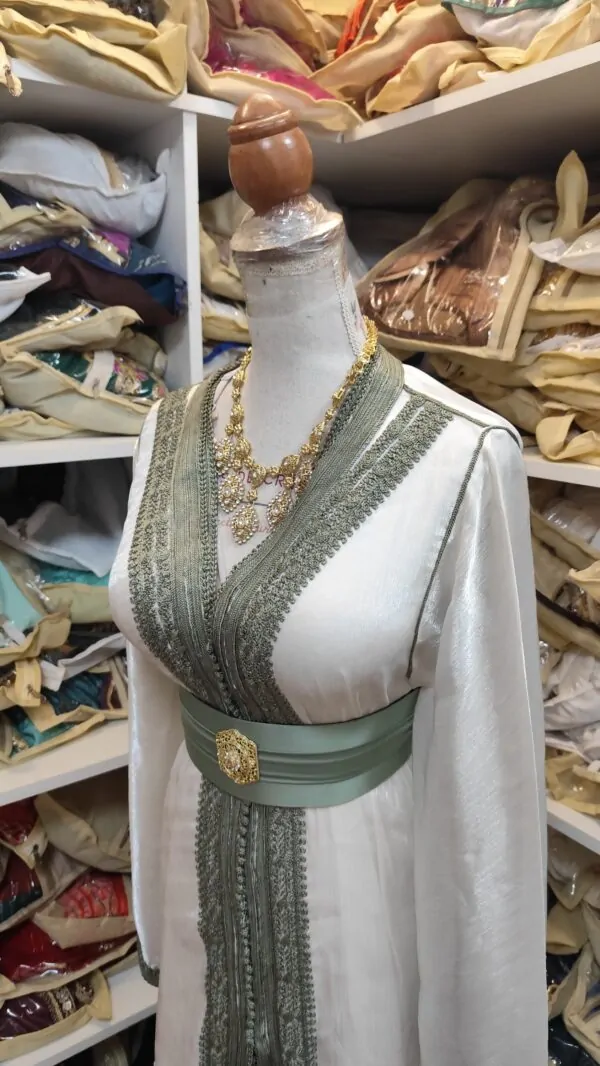 Second-hand Moroccan caftan — photo 8