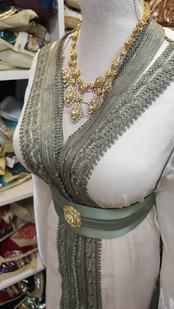Second-hand Moroccan caftan — photo 16
