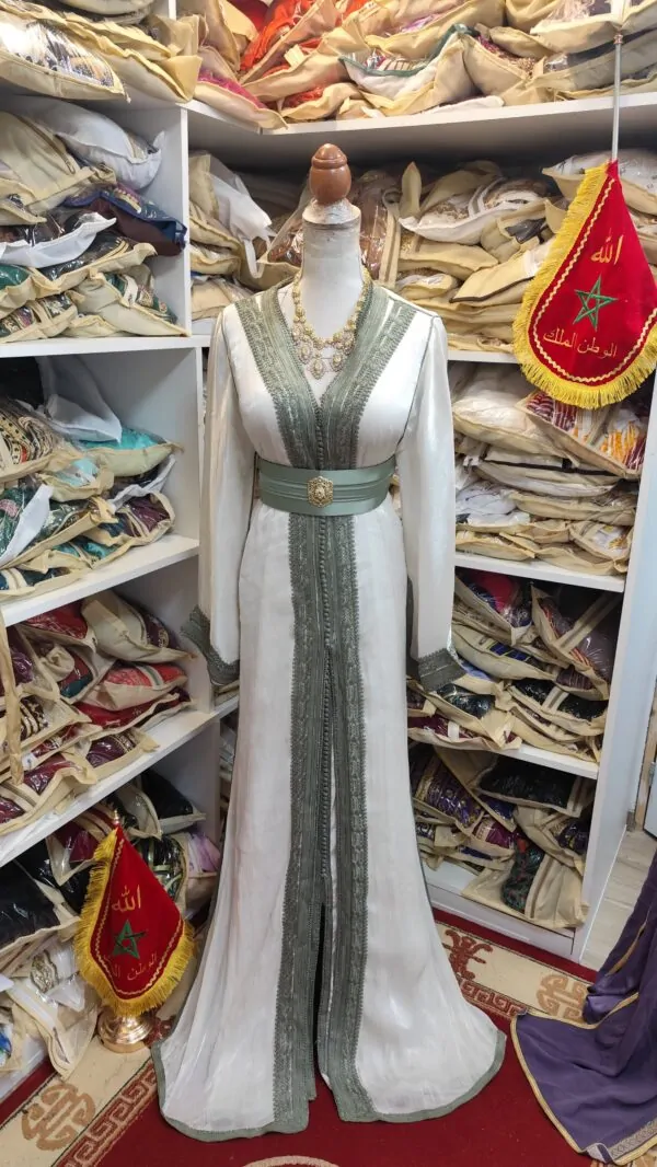 Second-hand Moroccan caftan — photo 7