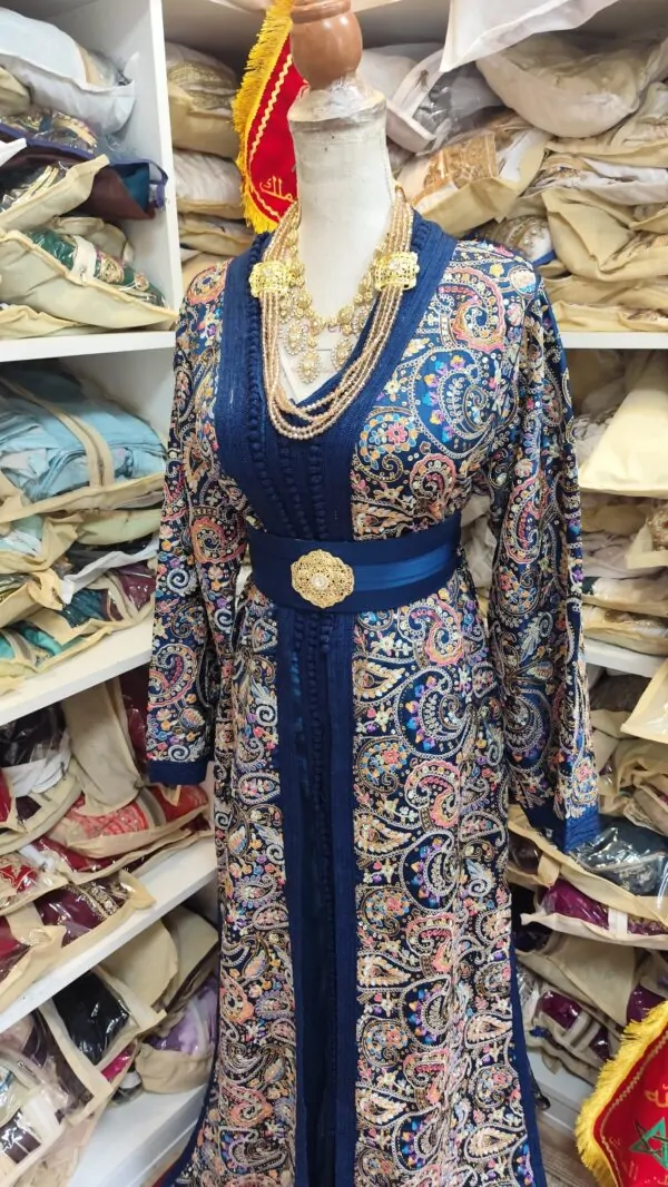 Second-hand Moroccan caftan — photo 11