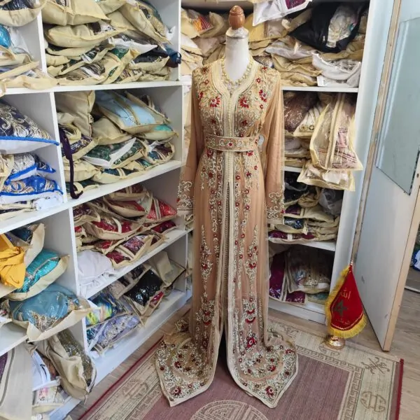 caftan marocain neuf avec ceinture — photo 20