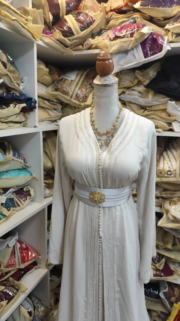 caftan marocain d occasion — photo 4