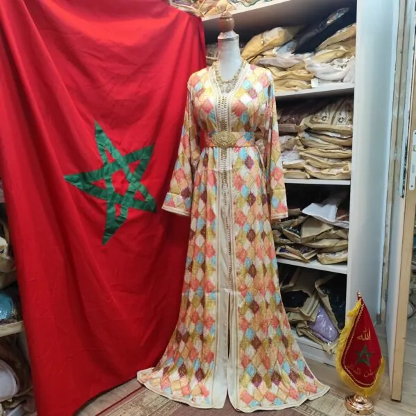 caftan marocain neuf avec ceinture
