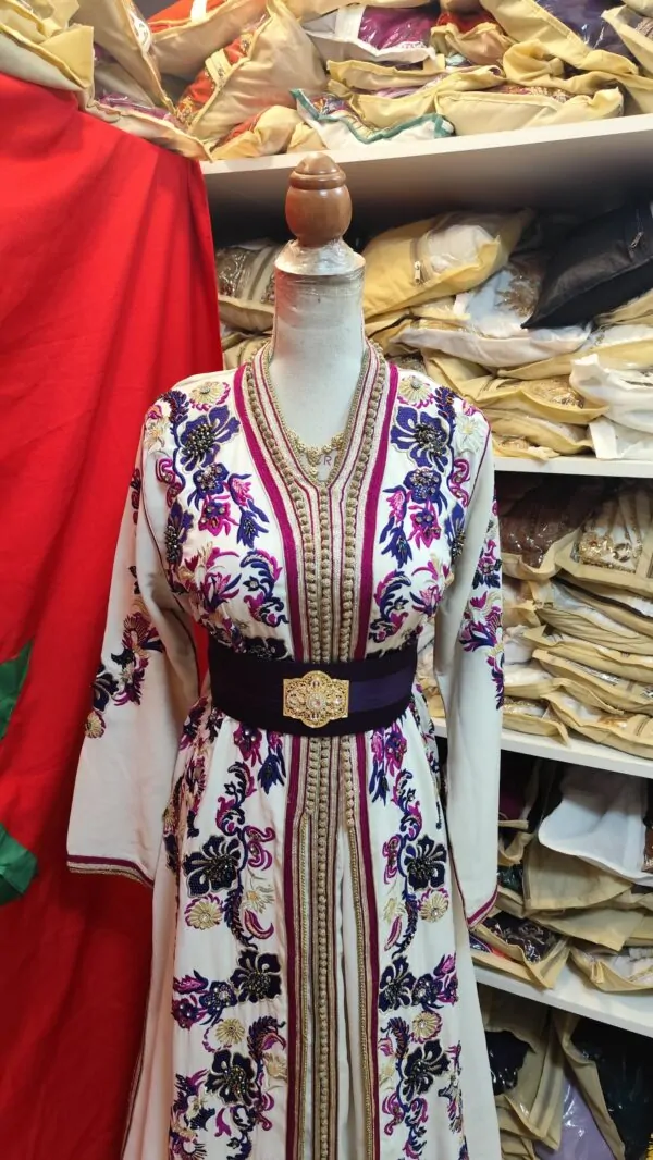 caftan marocain d occasion — photo 4