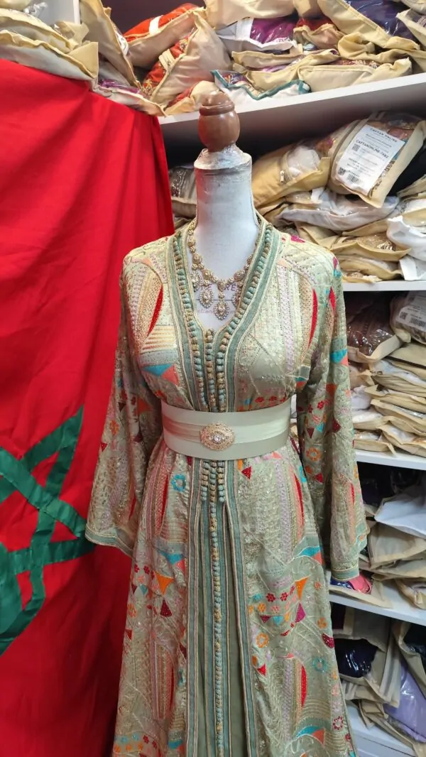 caftan marocain d occasion — photo 8