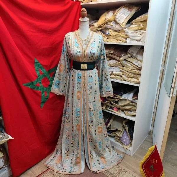 caftan marocain d occasion — photo 8