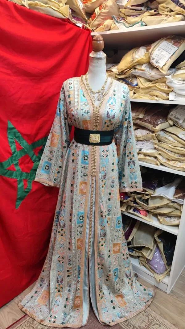caftan marocain d occasion — photo 4