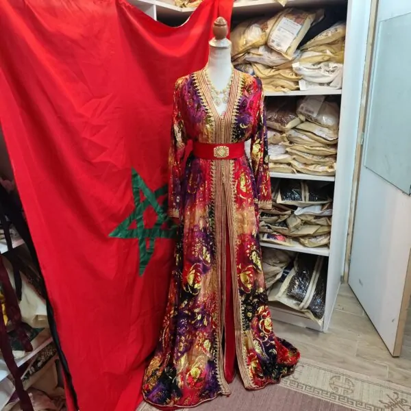 caftan marocain d occasion grande taille 68 — photo 9