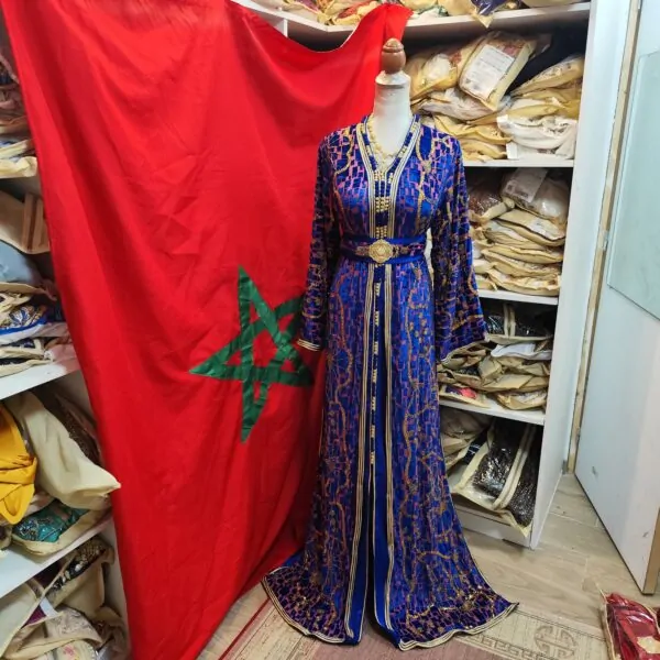 Marokkanischer Kaftan mit Gürtel