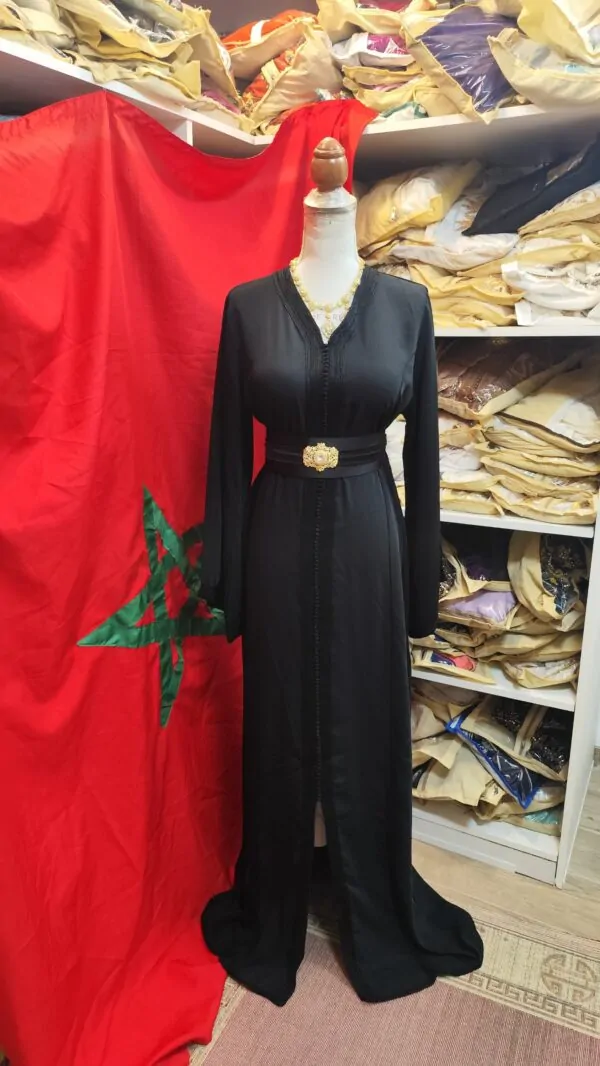 caftan marocain d occasion porté une fois — photo 2