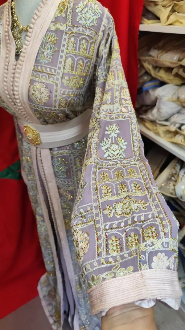Gebrauchter gefütterter marokkanischer Kaftan — photo 9
