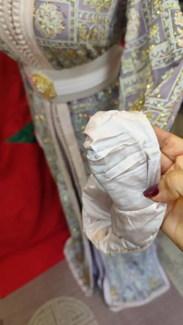 Gebrauchter gefütterter marokkanischer Kaftan — photo 5