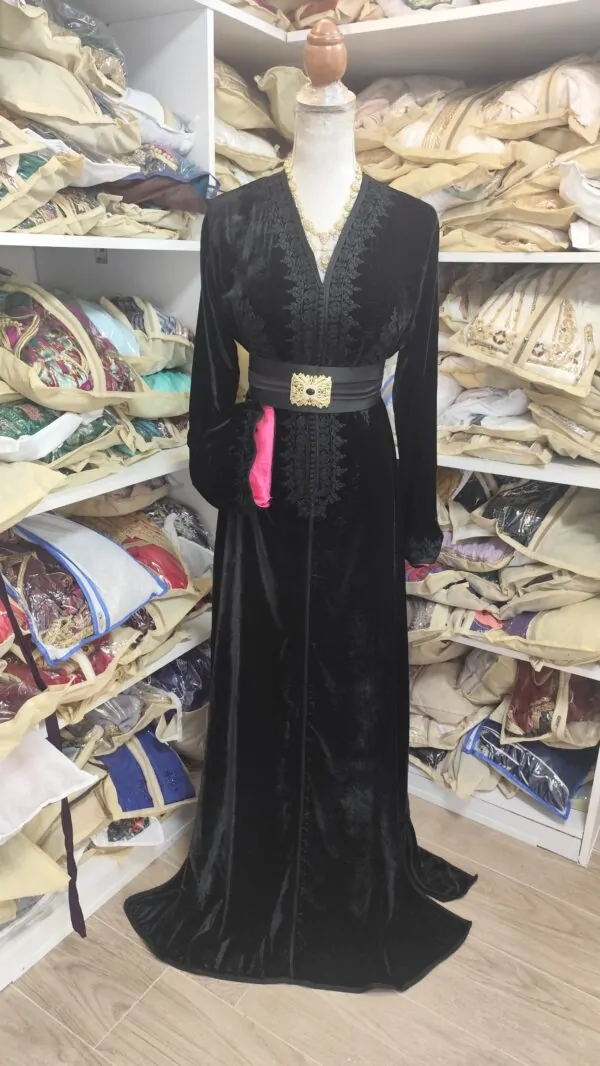 Gebrauchter marokkanischer Kaftan — photo 10