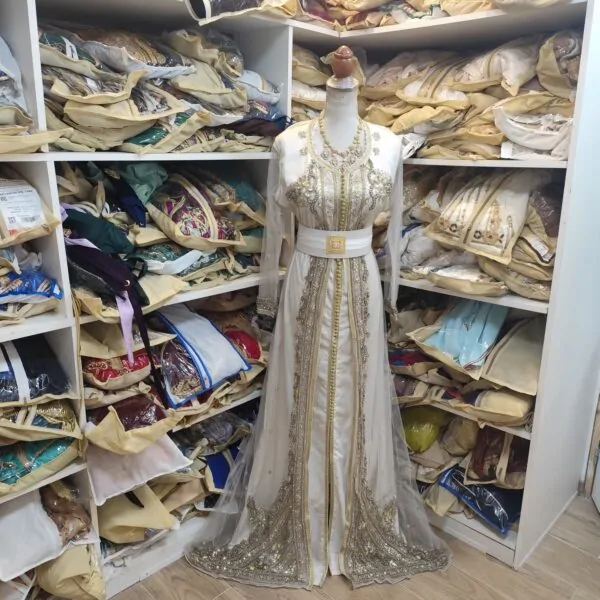 قفطان مغربي مستعمل