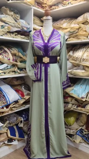 caftan marocain porté une fois