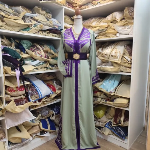 caftan marocain porté une fois