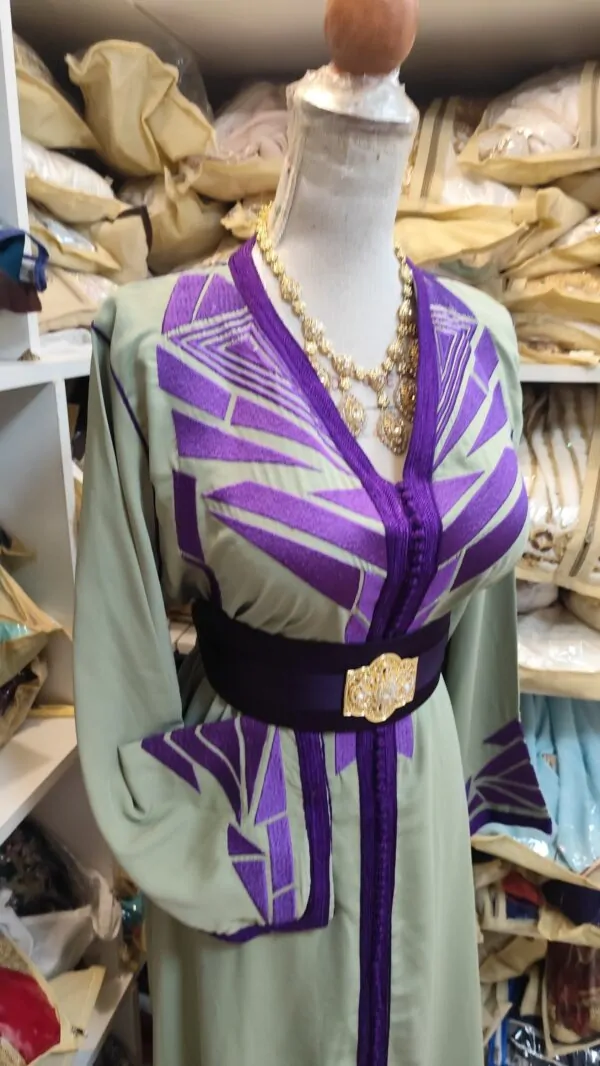 caftan marocain porté une fois — photo 7