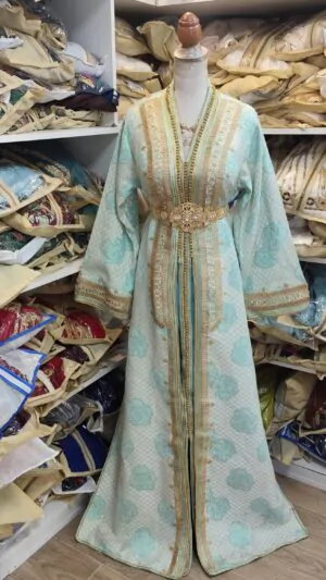 caftan marocain porté une fois