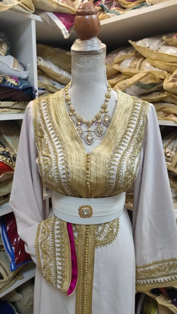 caftan marocain d occasion — photo 4