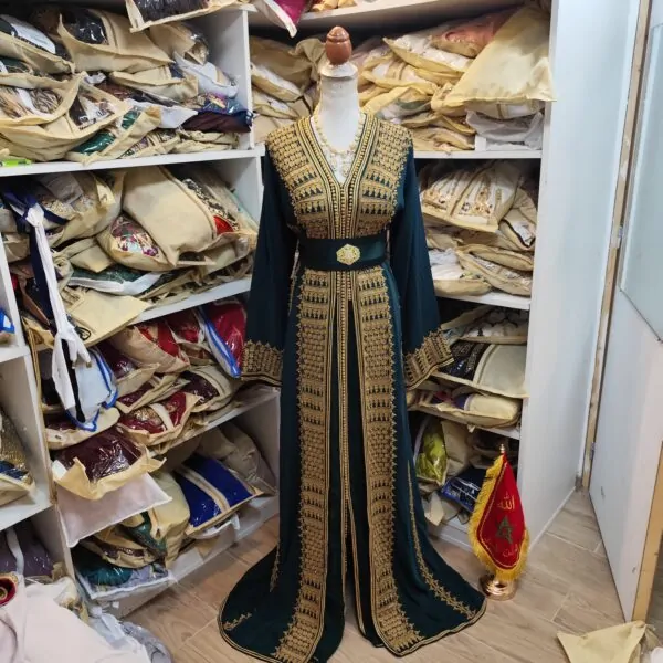 caftan marocain d occasion avec voile et ceinture — photo 8