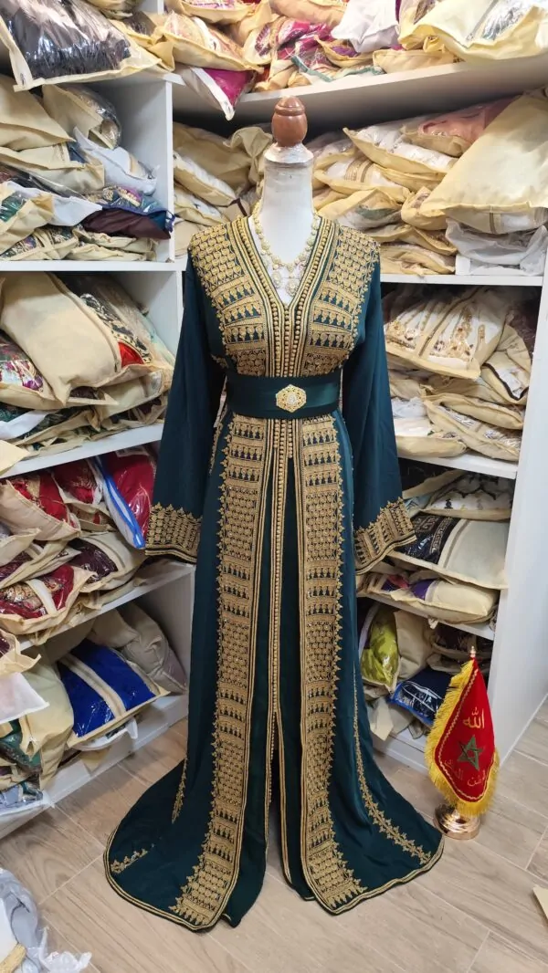 caftan marocain d occasion avec voile et ceinture — photo 12