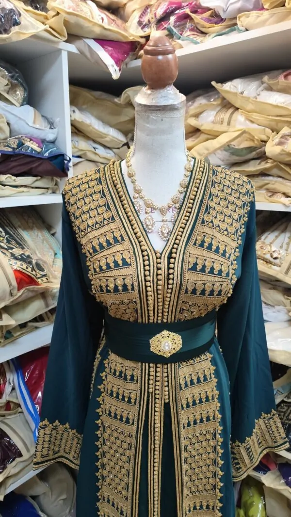 caftan marocain d occasion avec voile et ceinture — photo 7