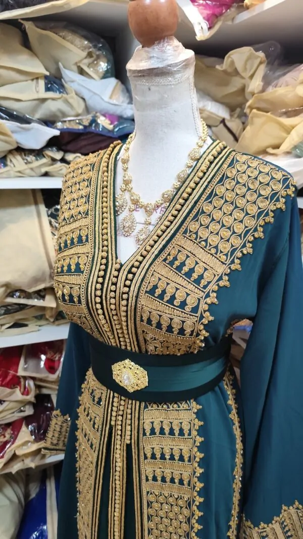 caftan marocain d occasion avec voile et ceinture — photo 5