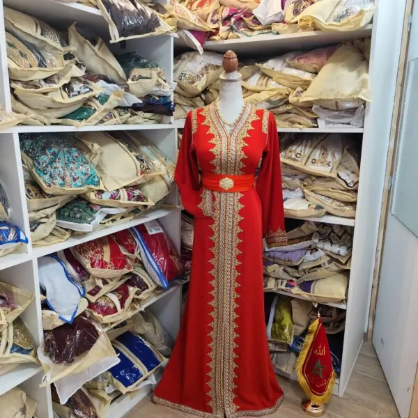 caftan marocain porté une fois