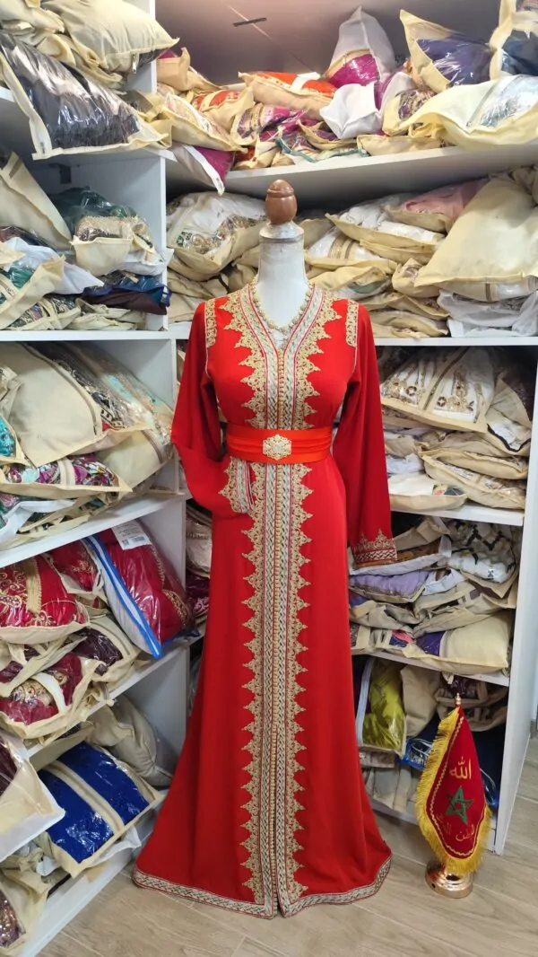 caftan marocain porté une fois — photo 4