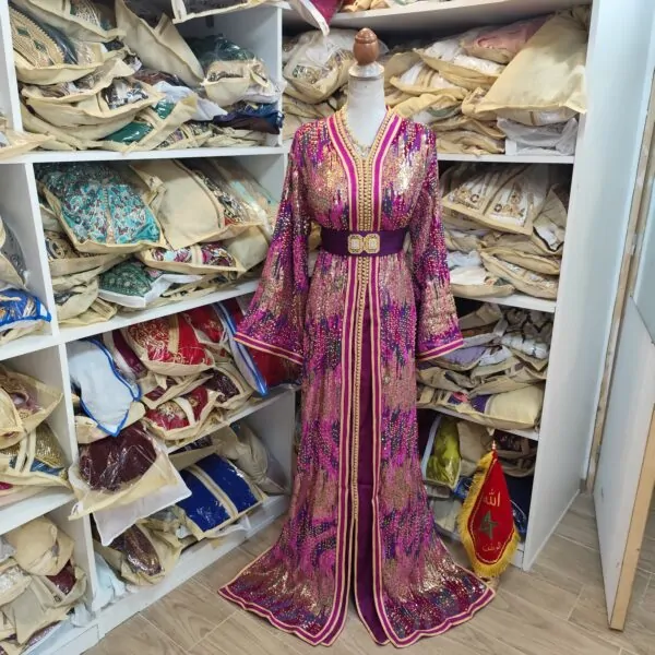 caftan marocain grande taille 64cm