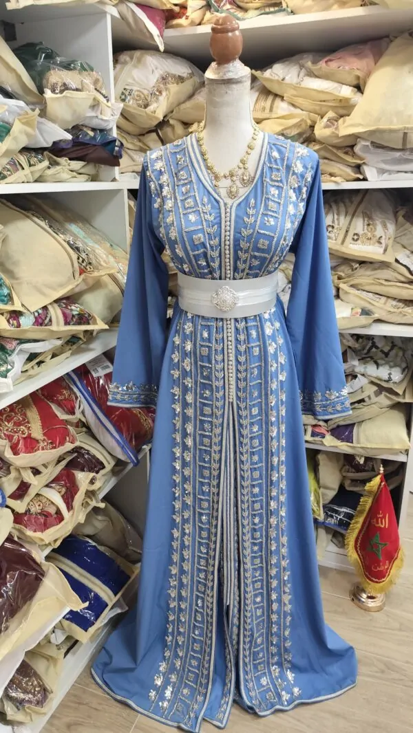 caftan marocain porté une fois — photo 4