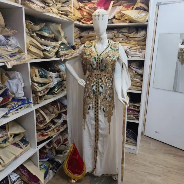 caftan marocain neuf avec cape — photo 9