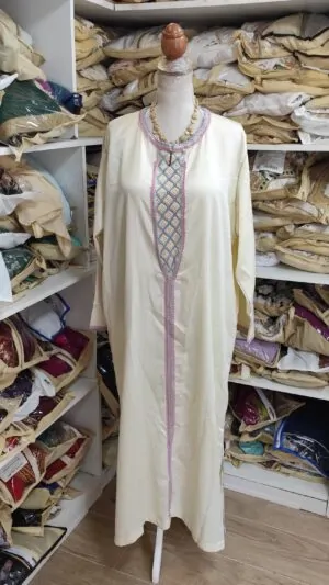 caftan marocain d occasion 68 cm grande taille
