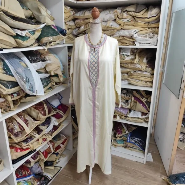 caftan marocain d occasion 68 cm grande taille