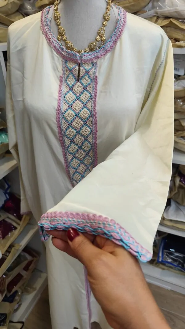 caftan marocain d occasion 68 cm grande taille — photo 4