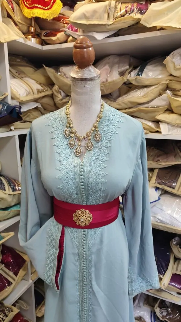 caftan marocain d occasion grande taille — photo 2