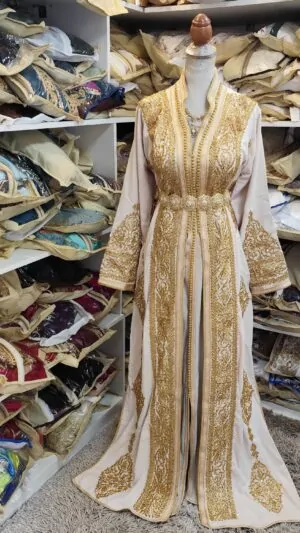Neuer gefütterter marokkanischer Kaftan