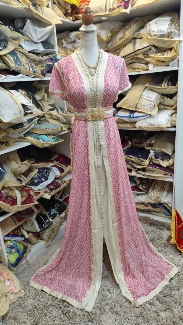 caftan marocain avec ceinture — photo 4