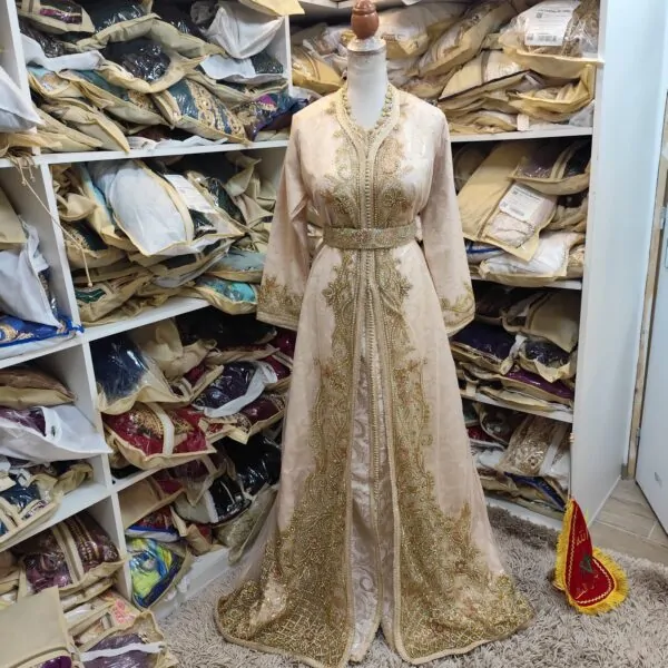 caftan marocain neuf avec ceinture