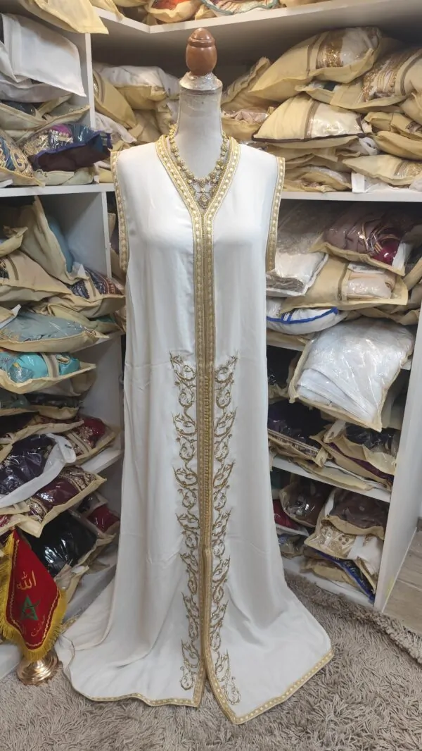 Caftan marocchino nuovo con cintura e rivestimento — photo 10