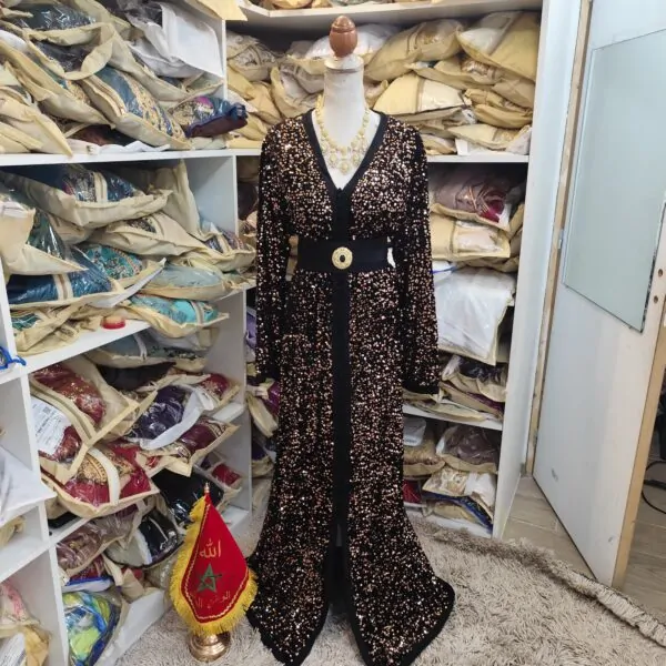 caftan marocain neuf grande taille 66cm
