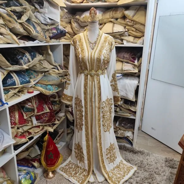 Neuer gefütterter marokkanischer Kaftan