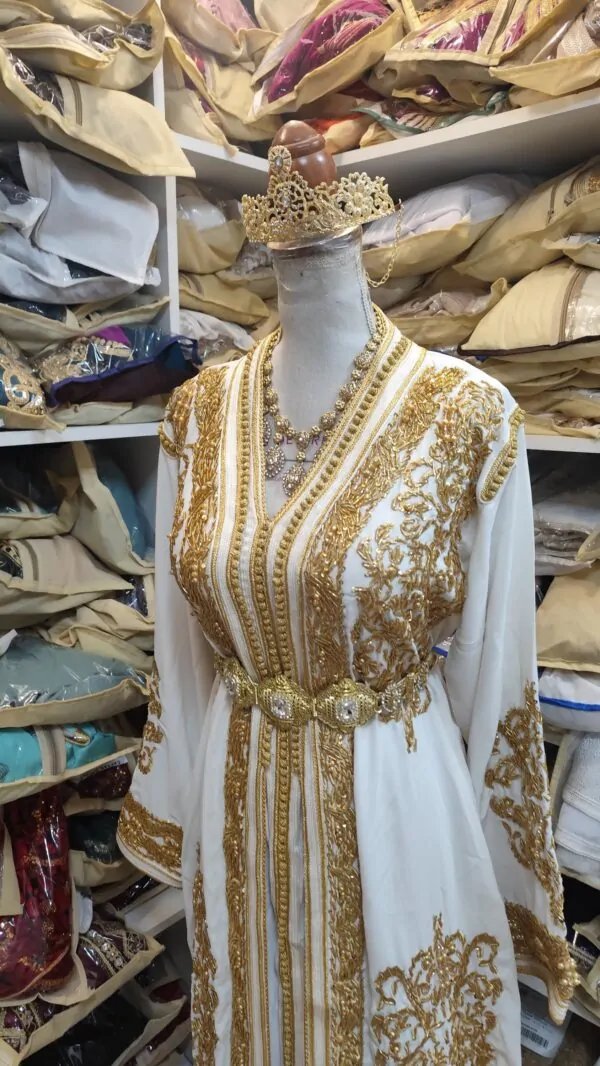 Neuer gefütterter marokkanischer Kaftan — photo 4